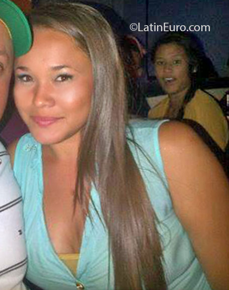 Date this exotic Colombia girl Alejandra from Cali CO18861