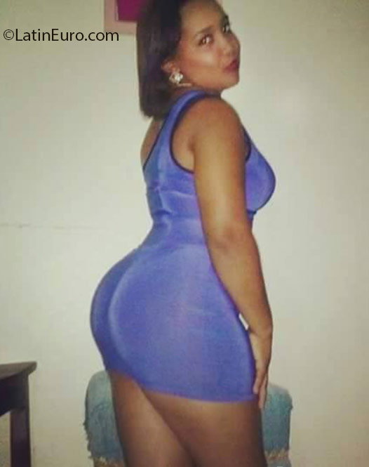 Date this fun Dominican Republic girl Yolania from Bonao DO25553