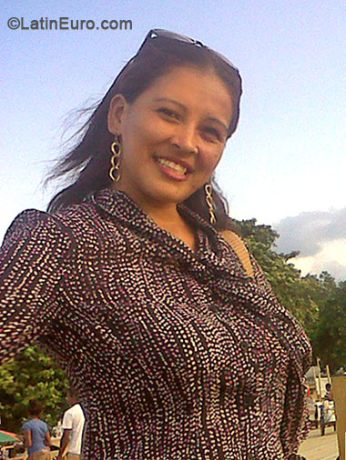 Date this charming Honduras girl Mariela from La Ceiba HN2138