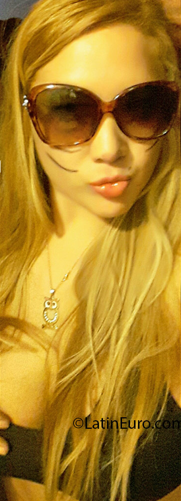 Date this sensual Panama girl Kathleen from Panama City PA956