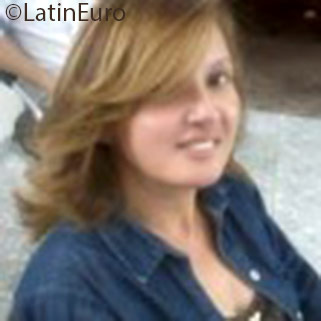 Date this young Brazil girl Leda from Aracatuca BR9646