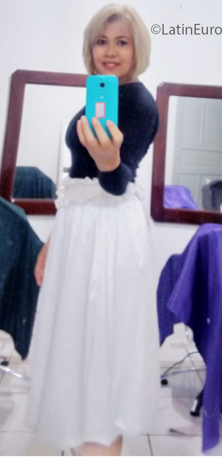 Date this delightful Brazil girl Anete from Ilheus BR9658