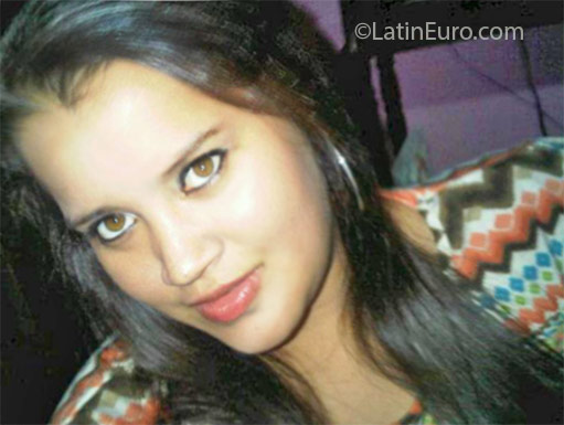 Date this tall Honduras girl Maylen from San Pedro Sula HN2193