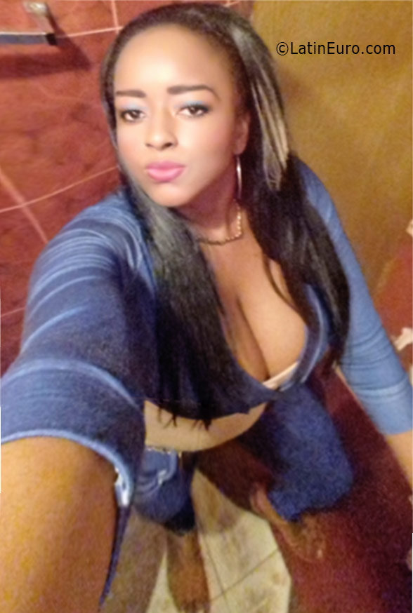 Date this cute Panama girl Angela from Panama City PA993