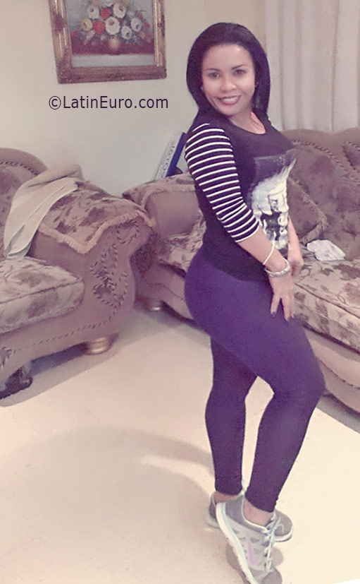 Date this fun Panama girl Laura from Panama City PA994
