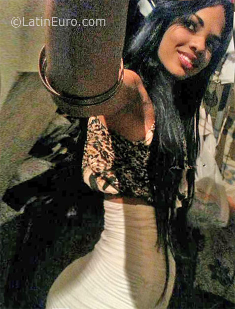 Date this lovely Dominican Republic girl Jenairi from Sabana Grande De Boya DO25943
