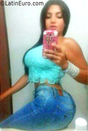 Date this tall Colombia girl Lia from Medellin CO19066