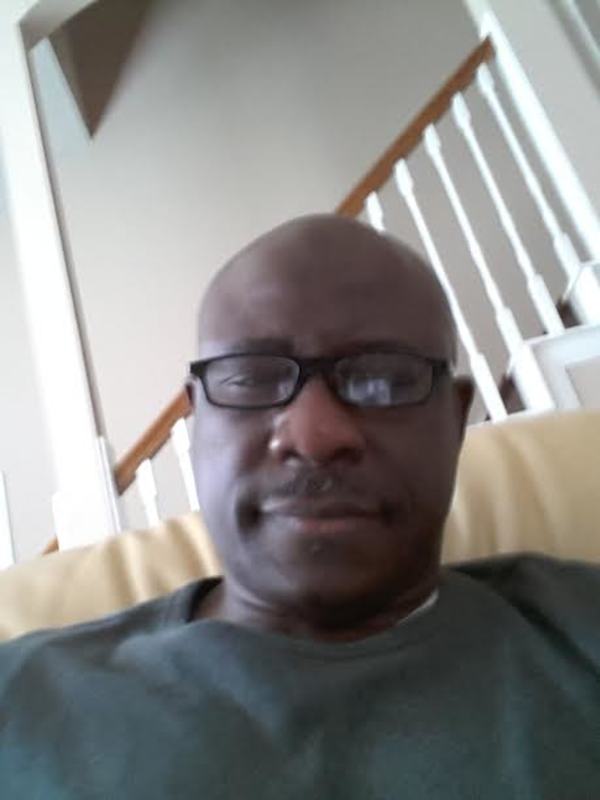 Date this young United States man Fasubiaro from Katy US17461