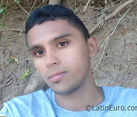 Date this sensual Panama man Mario from Panama PA1017