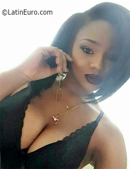 Date this athletic Jamaica girl Denesha from Kingston JM2405