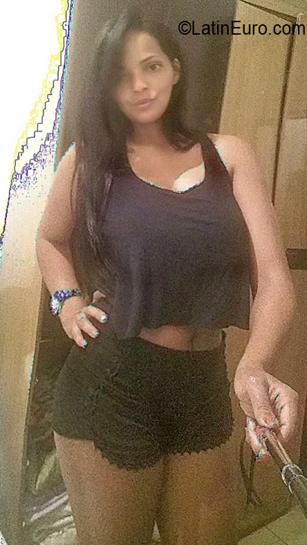 Date this young Brazil girl Gesiane from Belo Horizonte BR9720