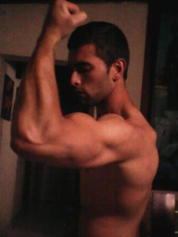 Date this sultry Colombia man Camilo from Bogota CO19123