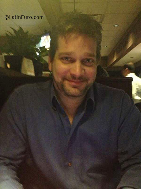 Date this delightful United States man Willybobby001 from California US17498