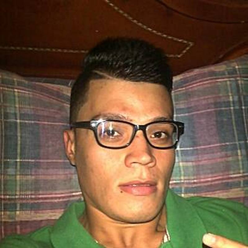 Date this good-looking Colombia man YONATAN from Medellin CO19177