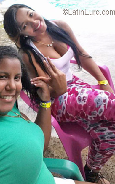 Date this georgeous Dominican Republic girl Yomairis from Bonao DO26242