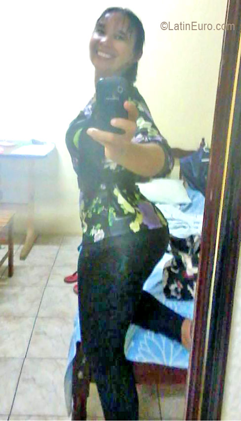 Date this tall Brazil girl Ivan from Salvador BR9739