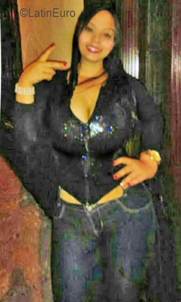 Date this good-looking Colombia girl Catalina from Medellin CO19261