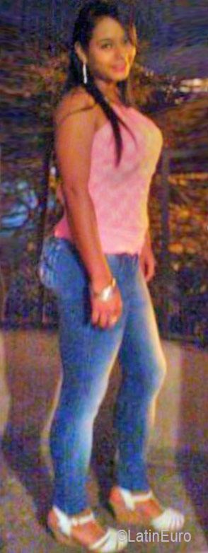 Date this funny Colombia girl Lina from Medellin CO19287