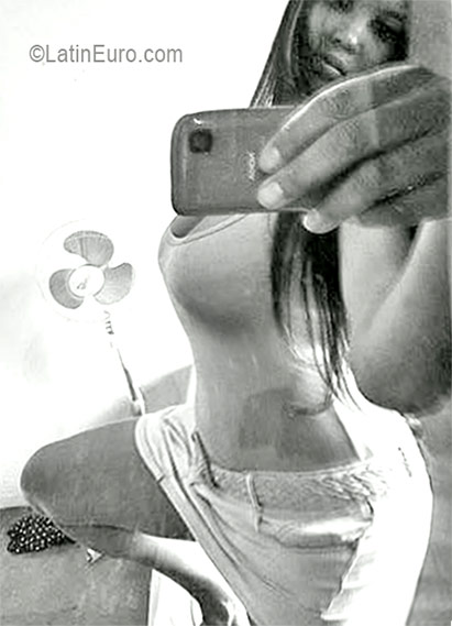 Date this voluptuous Brazil girl Edalcimar from Contagem BR9756