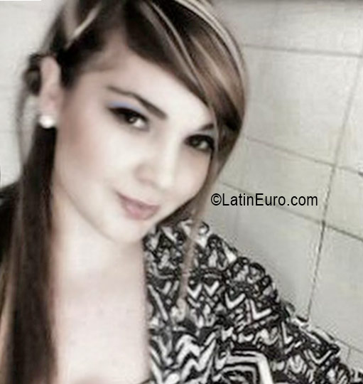 Date this passionate Colombia girl Lina from Medellin CO19364