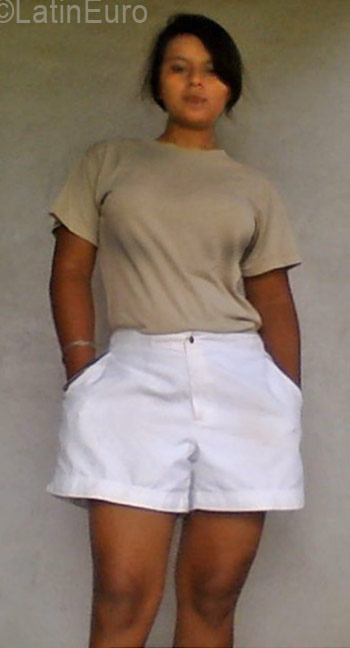 Date this attractive Honduras girl Lilian from Comayagua HN2261