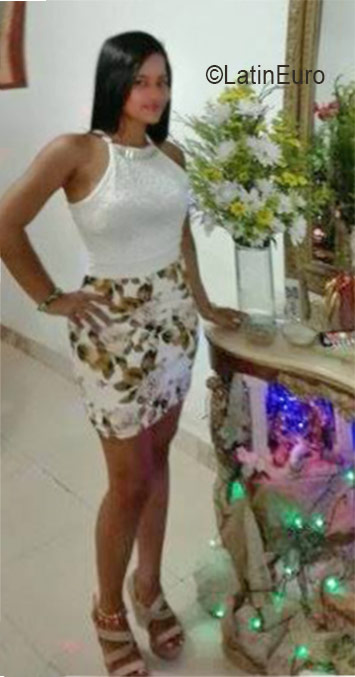 Date this gorgeous Colombia girl Mariela from Barranquilla CO19446