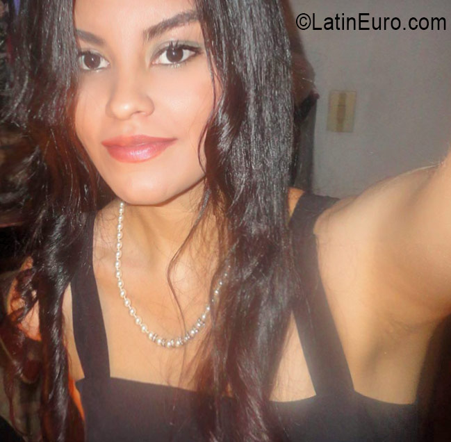 Date this passionate Colombia girl Katherine from Bogota CO19492