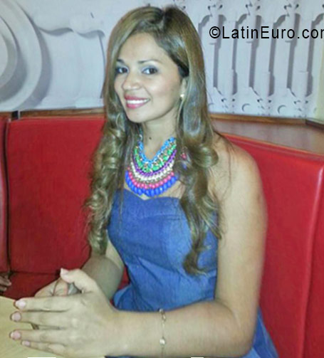 Date this good-looking Honduras girl Suy from San Pedro Sula HN2271