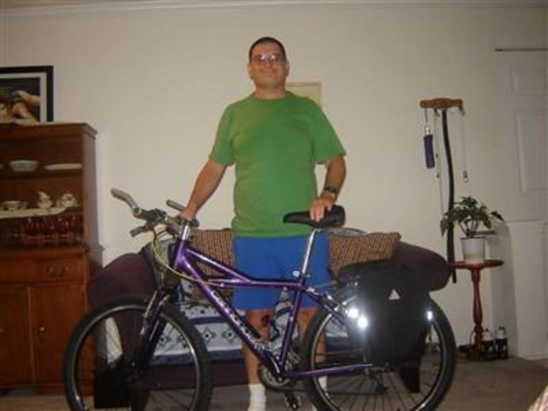 Date this pretty United States man MacTech999 from Chicago US17623