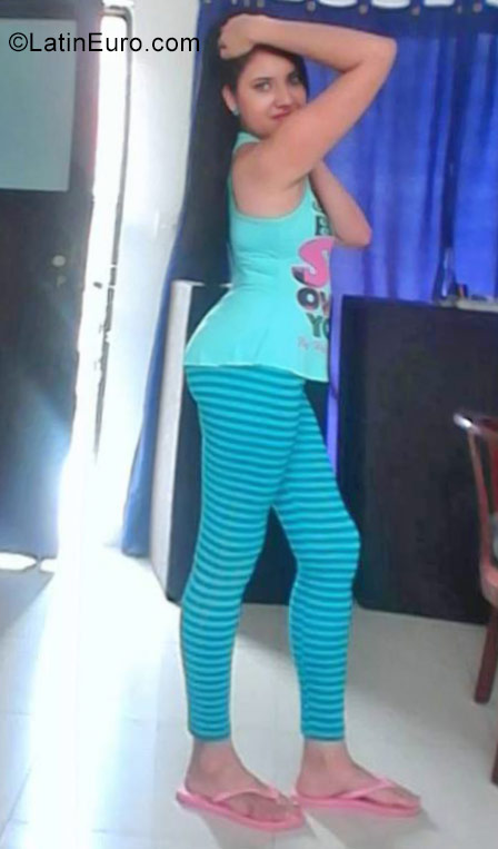Date this hot Colombia girl Maria from Cali CO19554