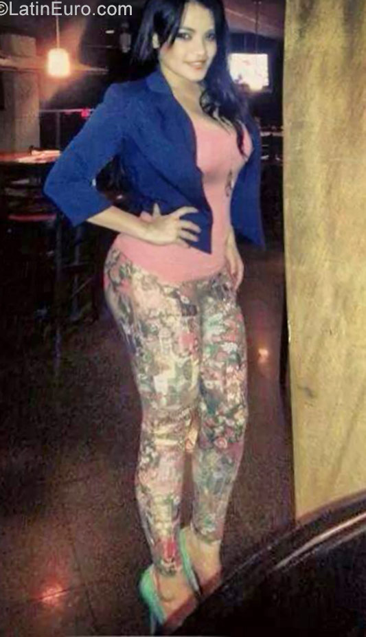 Date this funny Honduras girl Amy from San Pedro Sula HN2275