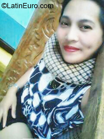 Date this happy Philippines girl Eden from Mauswagon Cabanglasan PH930