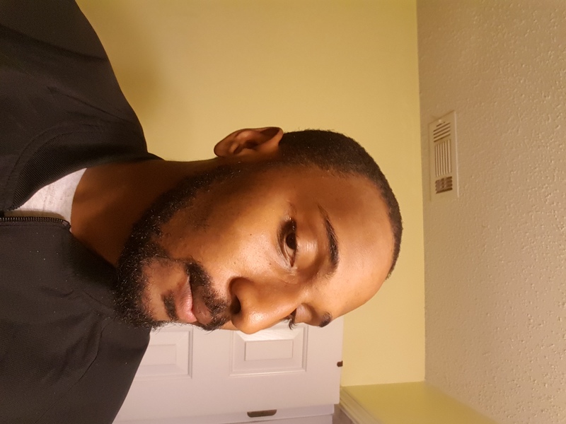 Date this pretty United States man Rashad from Atlanta US17672