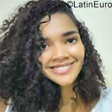 Date this voluptuous Brazil girl Odara from Recife BR9807