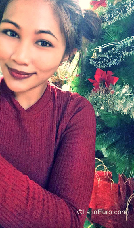 Date this fun Hong Kong girl Diana from Hong Kong and PH934