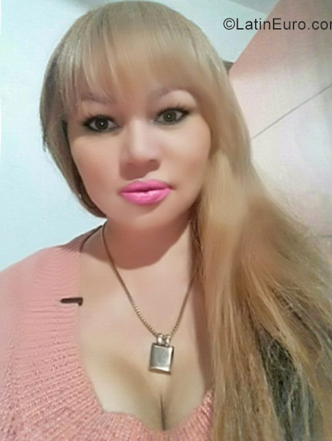 Date this funny Panama girl Mily from Panama City PA1042