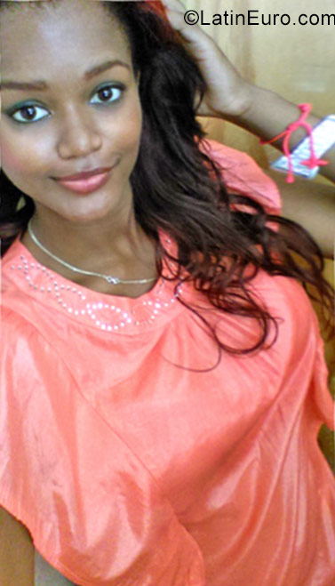 Date this passionate Dominican Republic girl Samy from Higuey DO26831