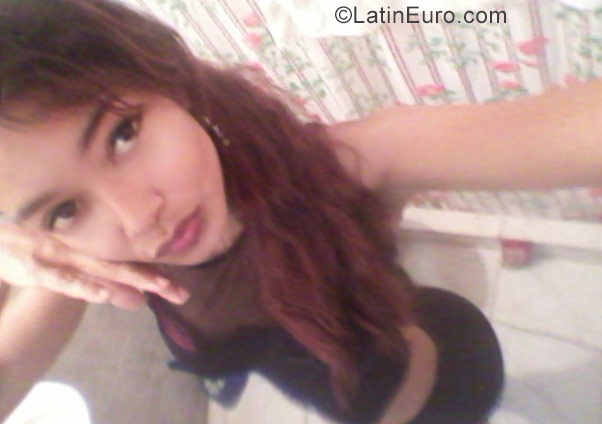 Date this passionate Colombia girl Monica from Cali CO19741