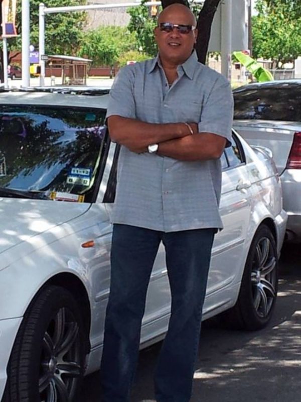 Date this athletic United States man George22 from Saltlake US17712