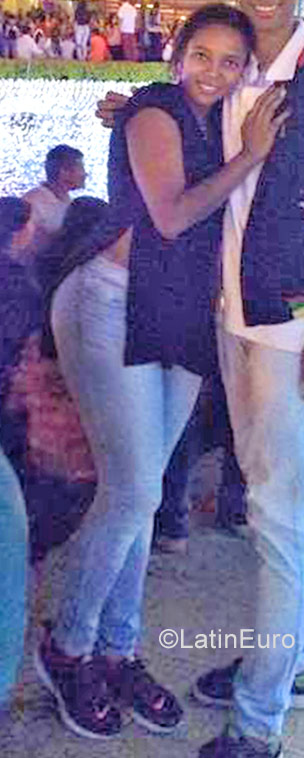 Date this sultry Colombia girl Ana from Bogota CO19856