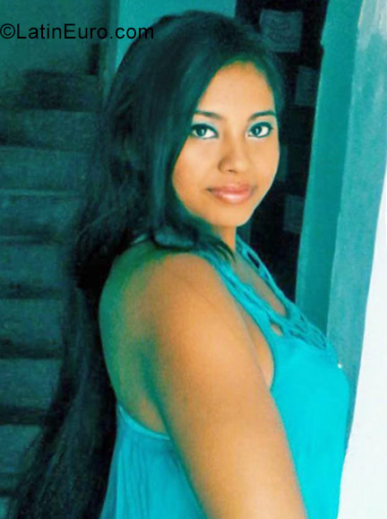Date this foxy Colombia girl Marcela from Cali CO19863