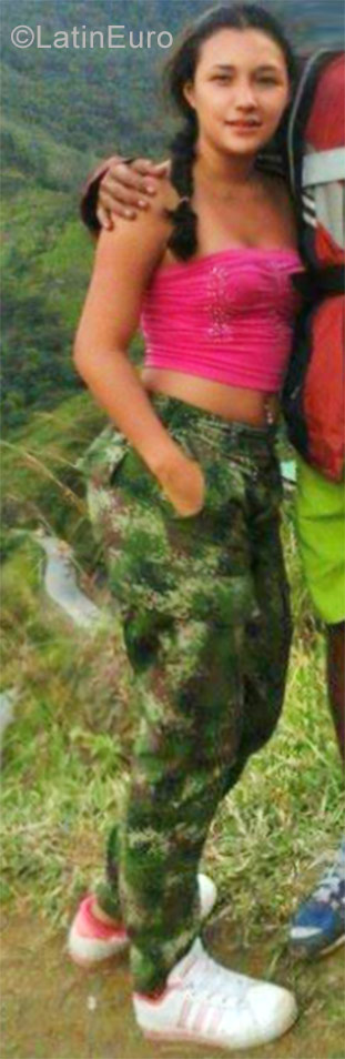 Date this passionate Colombia girl Diana from Cali CO19895