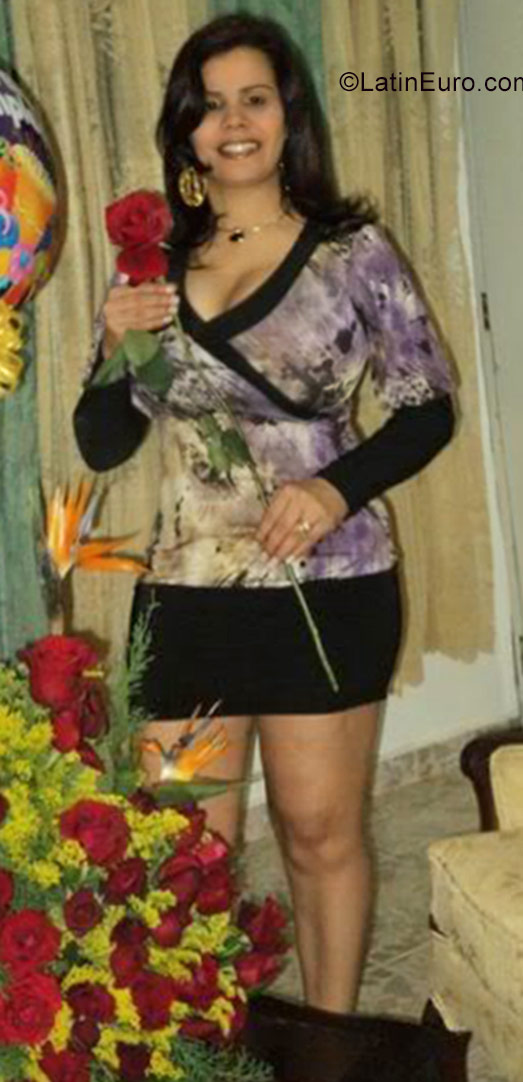 Date this gorgeous Dominican Republic girl Eva from Santiago DO27044