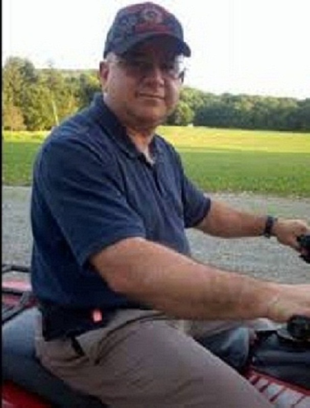 Date this hard body United States man Alexwalkers from Agawam US17795