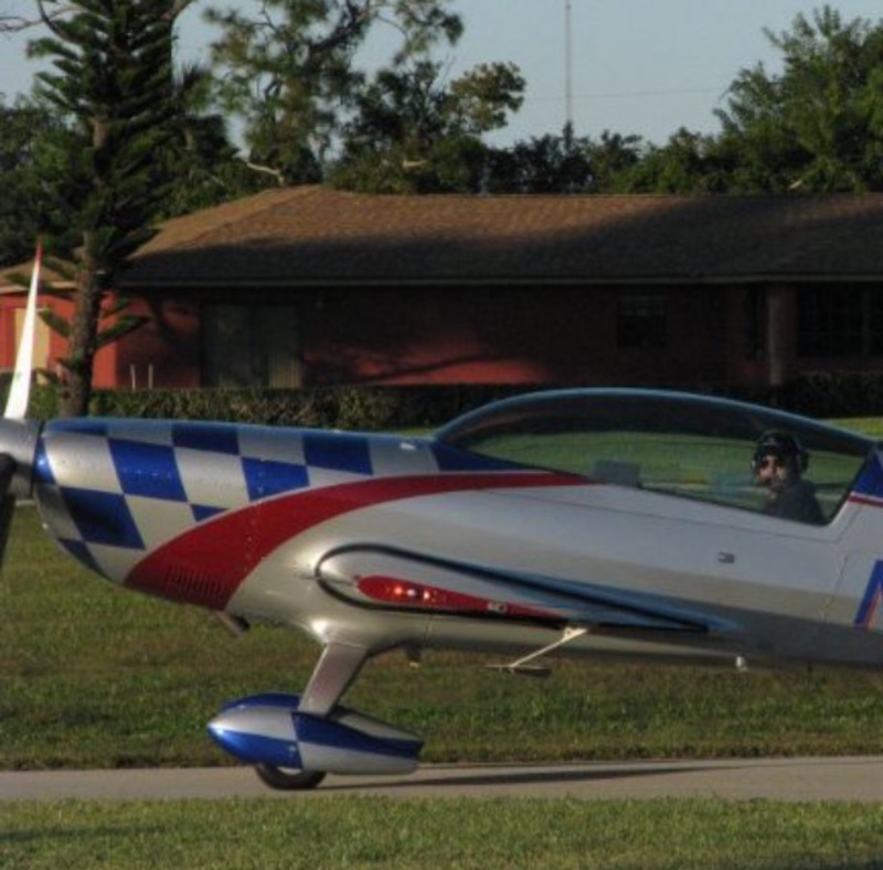 Date this tall United States man Jetech from Lexington US17805