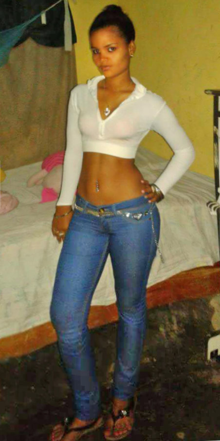 Date this pretty Dominican Republic girl Cresauryis from Santo Domingo DO27270
