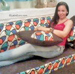 voluptuous Colombia girl Luz from Cali CO20203