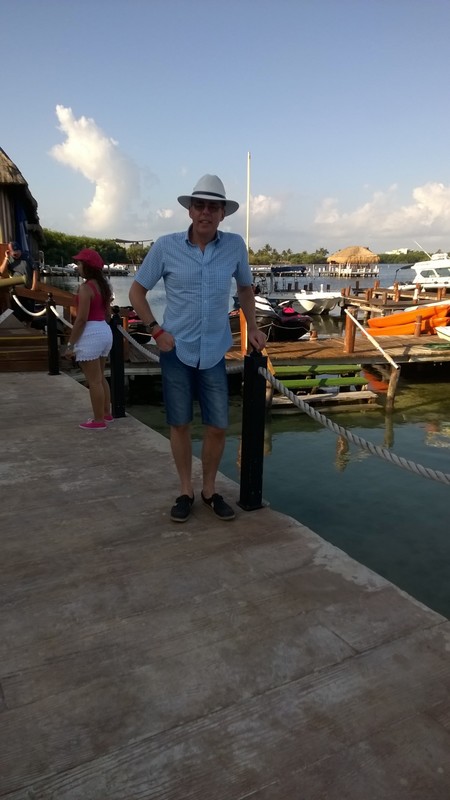 Date this good-looking England man Dave from St Peter EN80