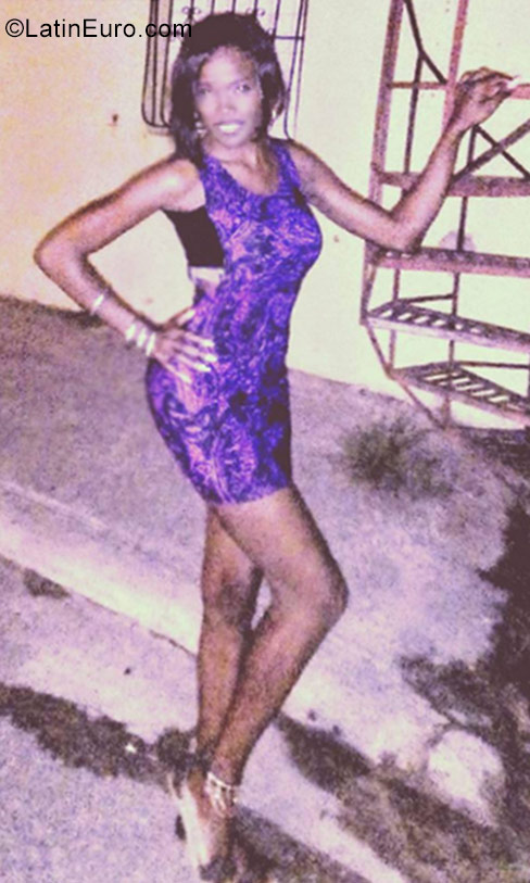 Date this young Dominican Republic girl Ermita from Santo Domingo DO27371