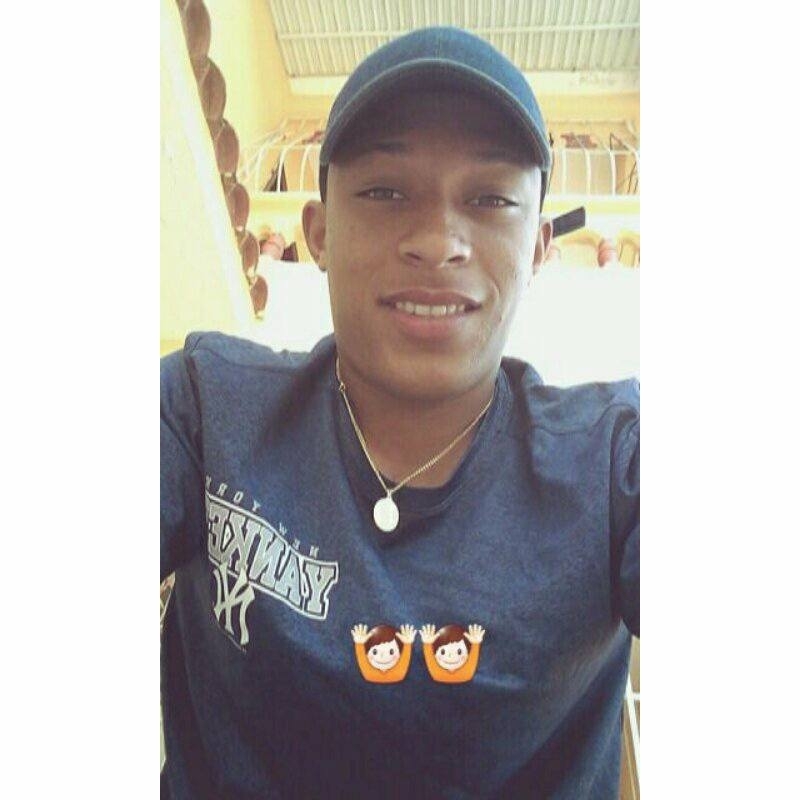 Date this charming Dominican Republic man Guillermo from Santo Domingo DO27372